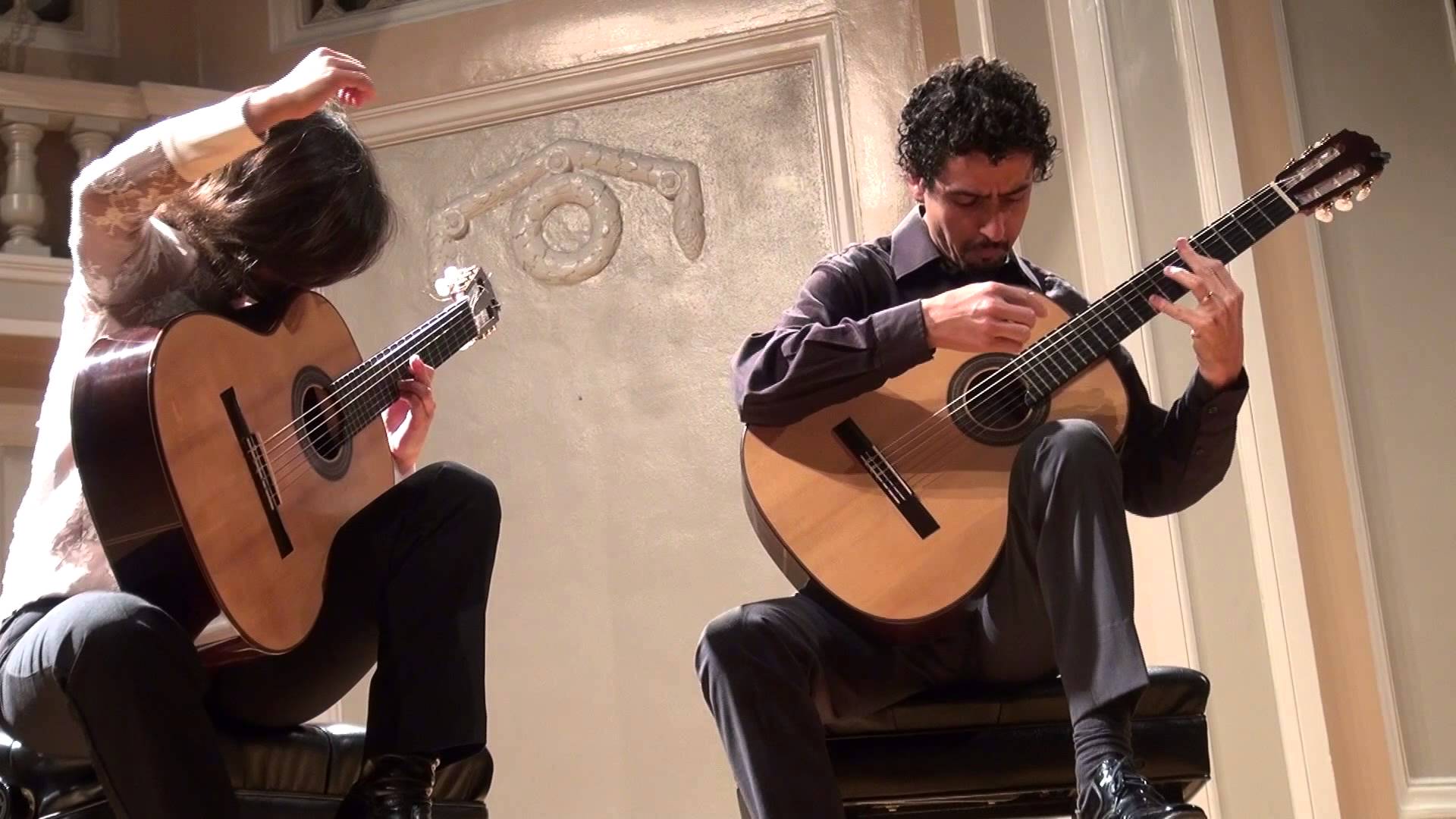 Duo Siqueira Limaが弾くヴィラ=ロボスの『ブラジル風バッハNo.4』　重厚な響きから紡ぎ出される美しい音の綾